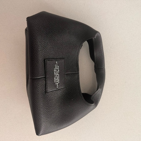 NWOT MARC JACOBS THE MINI SAC - Picture 12 of 12